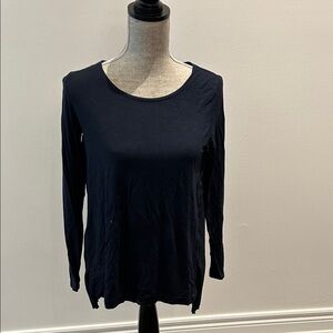 Club Monaco Classic Navy Long Sleeve Women's Top, with detailed back